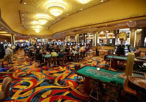 Hollywood Casino Aurora - The Ultimate Entertainment Destination